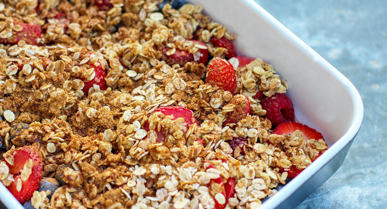 oats and berries in baking pan