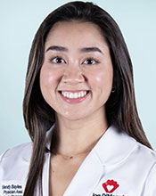 Wendy Bayless Headshot